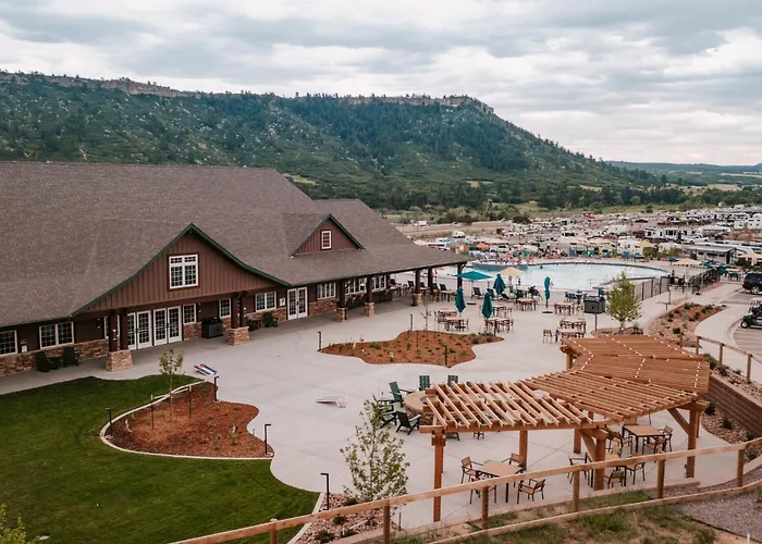 Jellystone Park™ At Larkspur